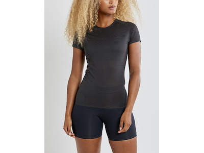 Craft Pro Dry Nanoweight Women kortærmet t-shirt sort