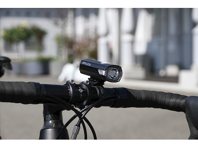 Cateye AMPP400S - Forlygte - LED - 400 Lumen - Genopladelig