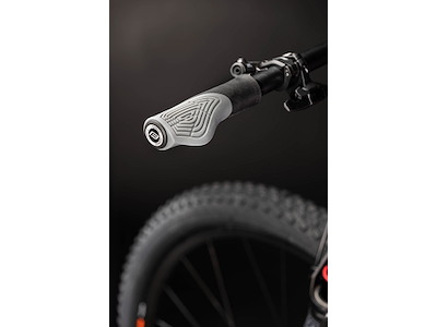 FORCE håndtag ergonomisk udformet - Sort-grå