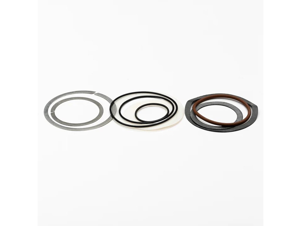 Chris King Seal and Snap Ring kit PHB536