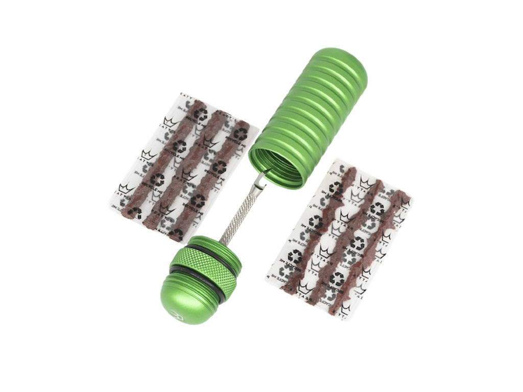 Peatys Holeshot Tubeless Plugger Kit Emerald