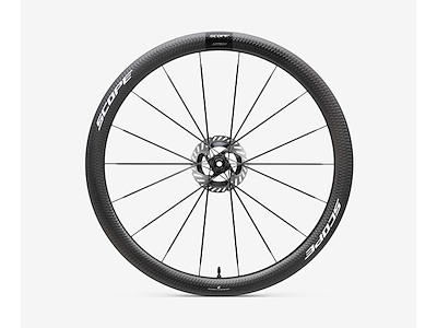 Scope Artech 4 Disc hjulsæt Carbon 700c 45mm fælg og Shimano body - White decals - 2025