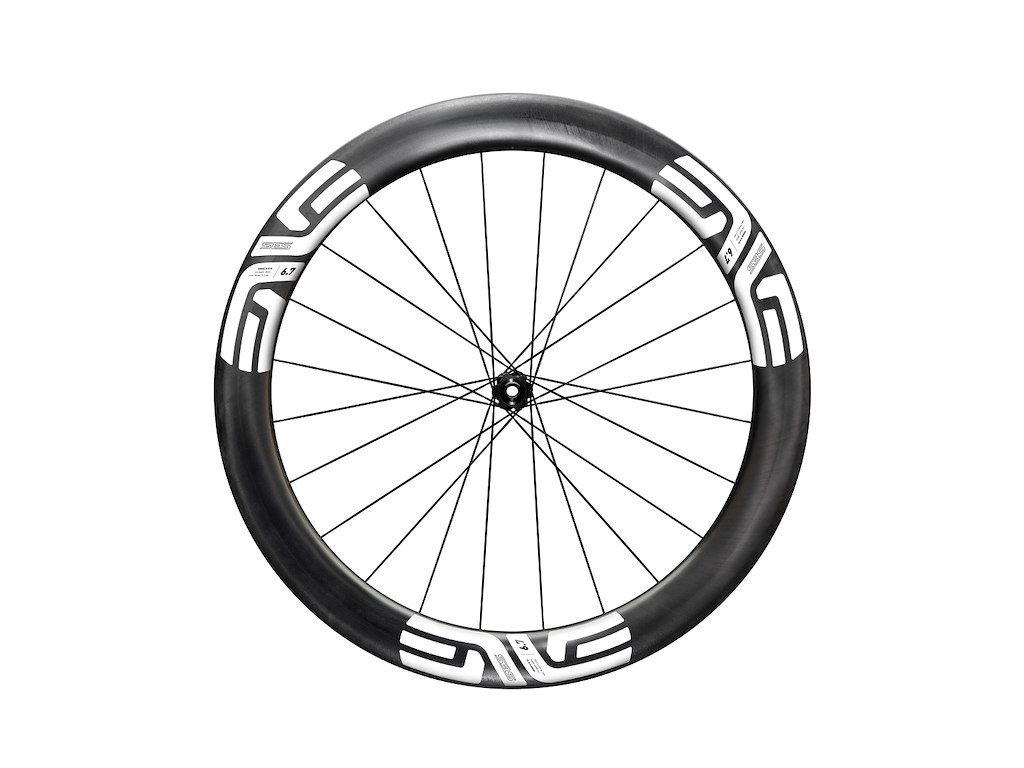 ENVE SES 6.7 forhjul Race 700c Center Lock disc og E-Thru 12 x 100mm med hvide stickers
