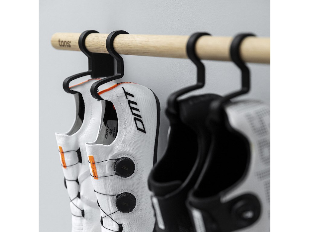 Tons Bar C - Knagerække Til 2 Par Cykelsko - Smoked Oak