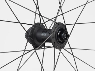 Bontrager Paradigm Comp Disc - Forhjul 700c Road - E-Thru 12x100mm