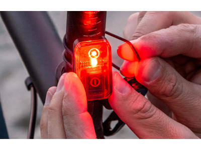 VDO Eco Light M30 - Lygtesæt - USB opladelig - 30 LUX 