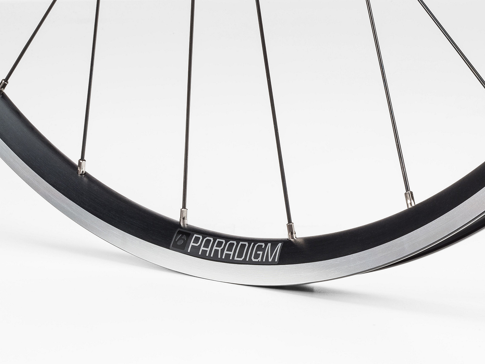 Bontrager Paradigm TLR - Forhjul 700c Road - Fælgbremse - Quick