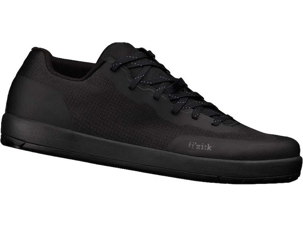 Fizik Gravita Versor Flat - Cykelsko - MTB - Sort - Str. 38 Fizik Gravita Versor Flat - Cykelsko - MTB - Sort - Str. 38