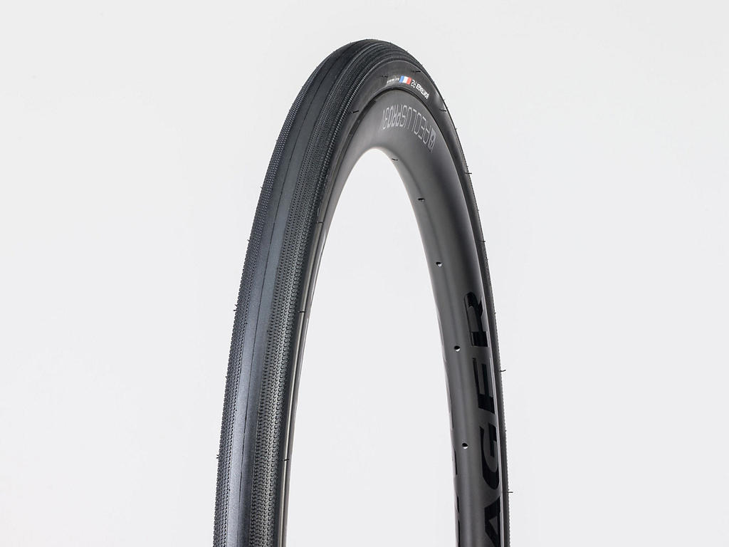 Bontrager R2 HCL - Foldedæk Road - 700 x 23C - Sort