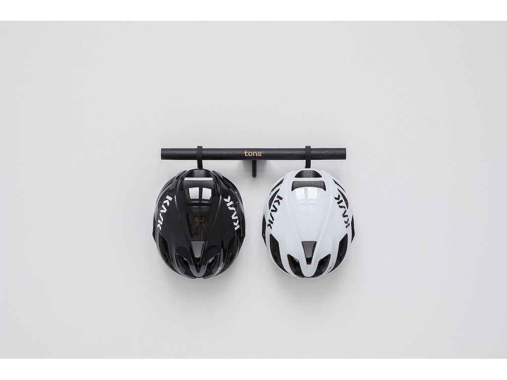 Tons Short Bar B - 2 hjelme - Matsort