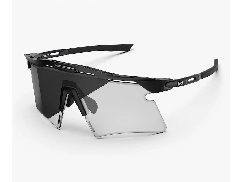 Scicon Aeroshade 2.0 Titanium- Cykelbriller - Matsort/Photochromic Grey Scicon Aeroshade 2.0 Titanium- Cykelbriller - Matsort/Photochromic Grey