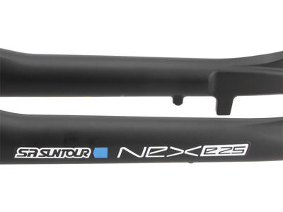 SR Suntour NEX E25 suspension forgaffel Trekking 28" - 1 1/8" - QR 9mm - 63mm vandring - Sort