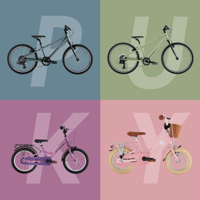 Billedet viser forskellige modeller Puky cykler til børn, i flere forskellige farver.